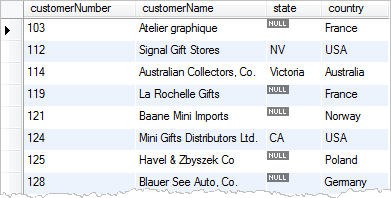 MySQL IF customers table